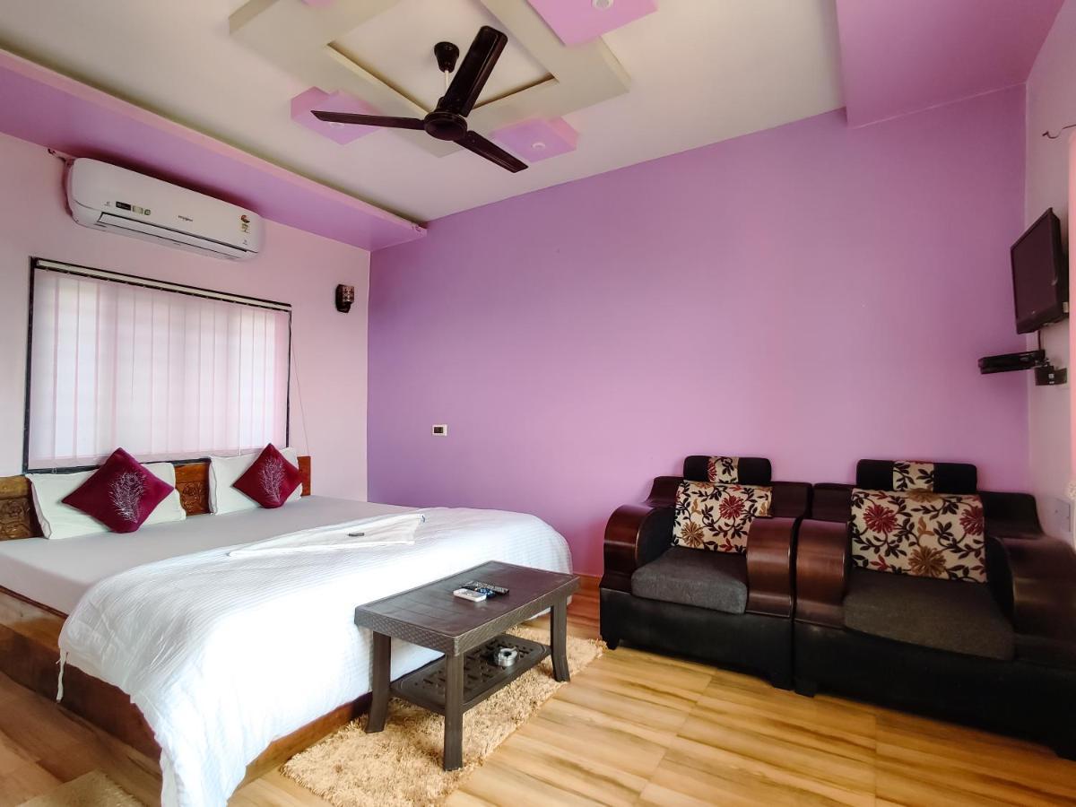 Anand Valley Hotel Panhala Экстерьер фото